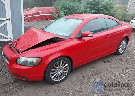 2009 Volvo C70 T5 z USA, uszkodzony, nr VIN YV1MC67239J075098